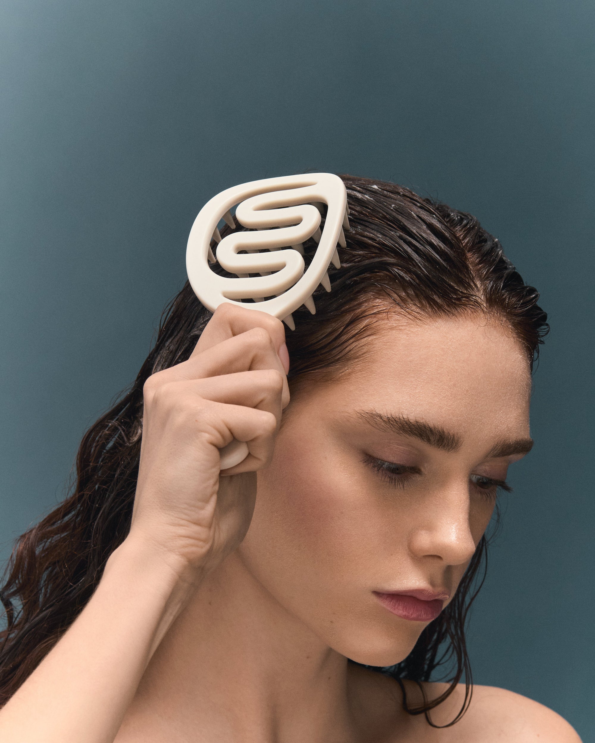 The Art of the Scalp Massage